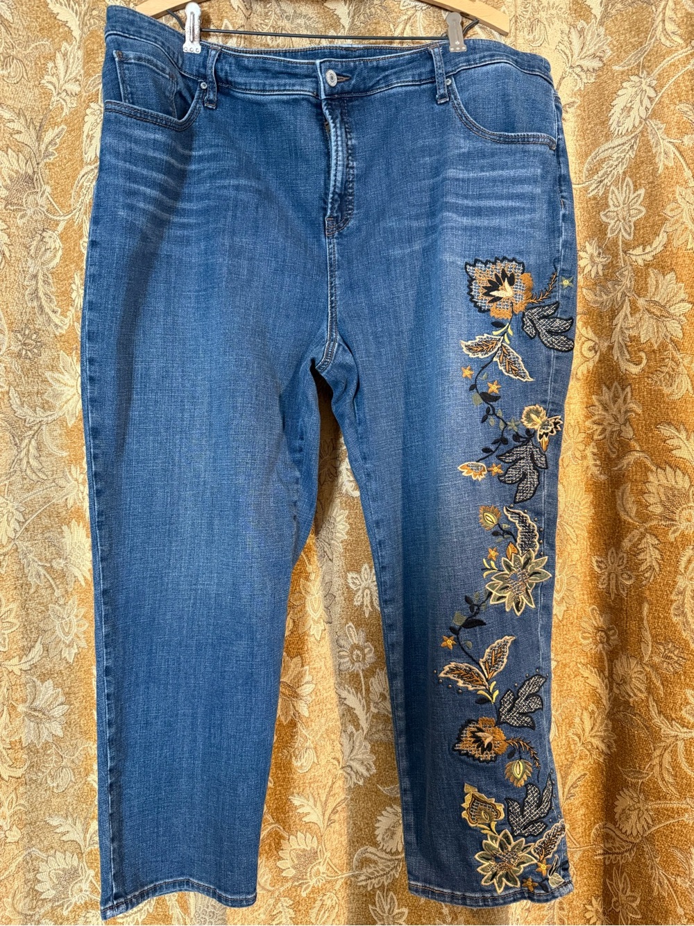 Chicos so slimming floral Embroidered (fall colors!) jeans with size 20r